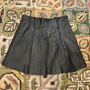 🖤 vintage genuine leather skirt 🖤